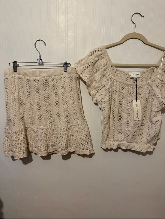 Freshman 1996 Dresses & Skirts - Cream Crochet Knit Skirt and top NWT